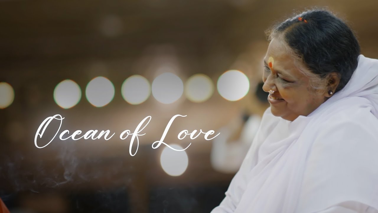 Ocean of Love: Sri Mata Amritanandamayi Devi